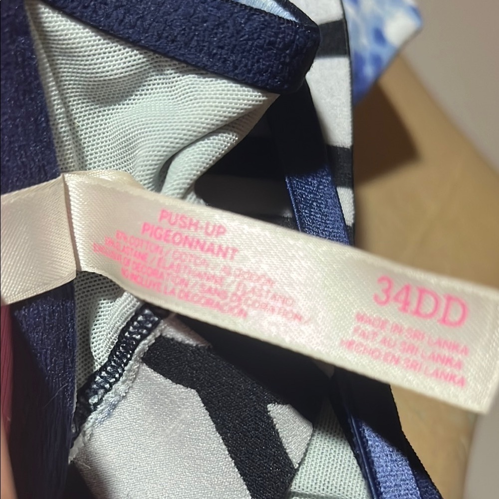 PINK Victoria's Secret Navy Tie-Dye Bra - Picture 5 of 5
